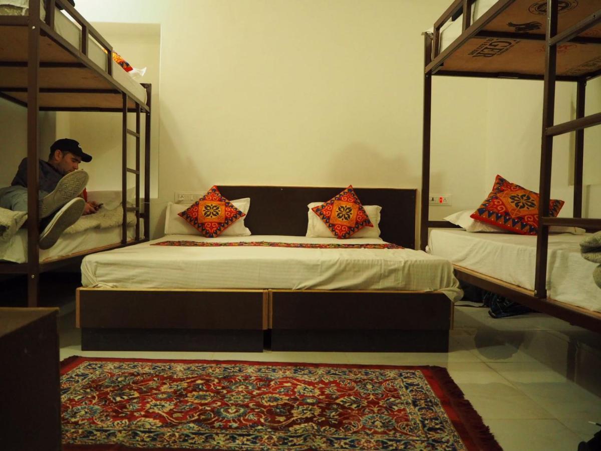 Tofu Hotel & Safari Джайсалмер Екстериор снимка